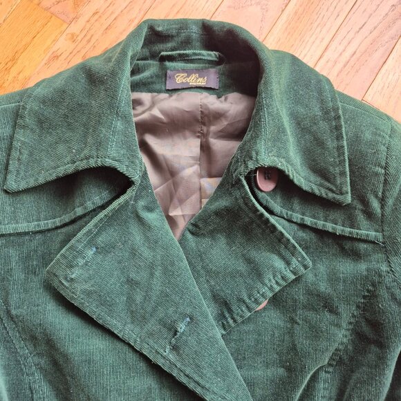 Green Corduroy Belted Jacket • Size 38 (S/M Fit) • Fully Lined - Picture 2 of 15